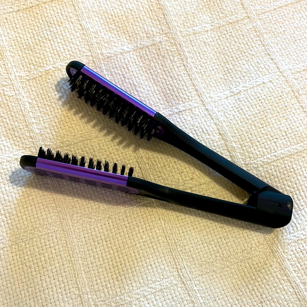 Double sided brush for hair straightening. New!